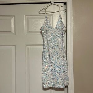 White Homecoming dress From windors